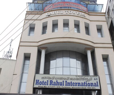 Hotel Rahul International